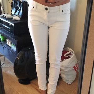 White elasticized pants low rise